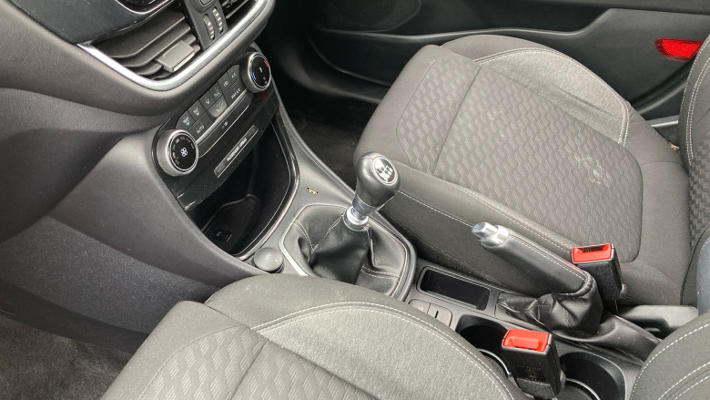 Ford Puma 1.0 EcoBoost Hybrid mHEV 155 Titanium 5dr Petrol Hatchback